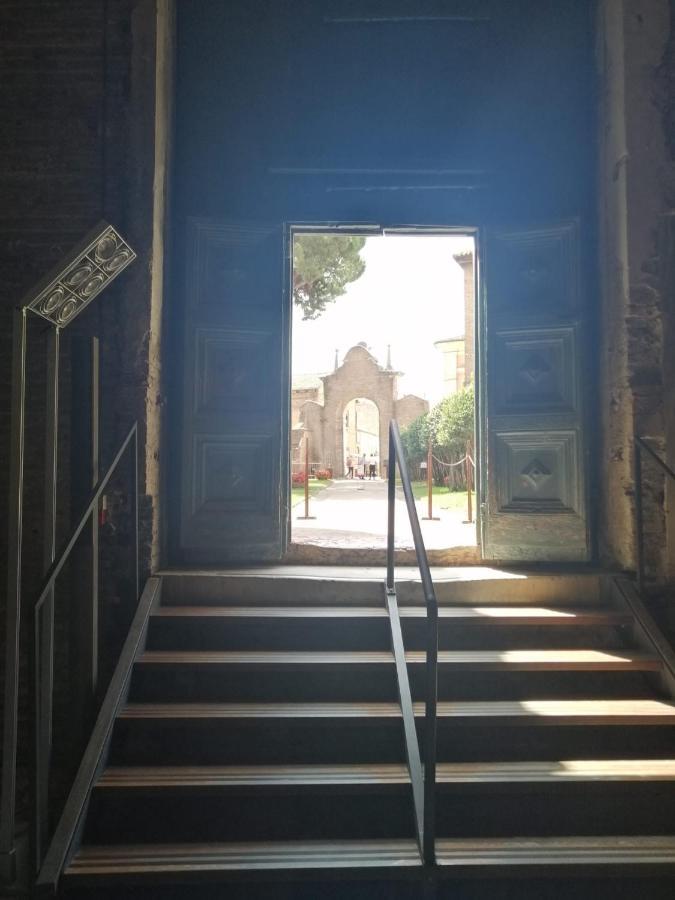 Corte Cavour. Una Mansarda Nel Cuore Della Citta ラヴェンナ エクステリア 写真